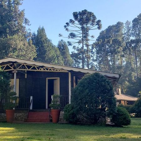 Casa Em Condomínio Campos do Jordão Exterior foto