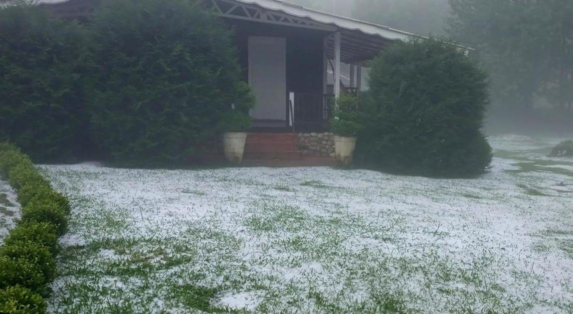 Casa Em Condomínio Campos do Jordão Exterior foto